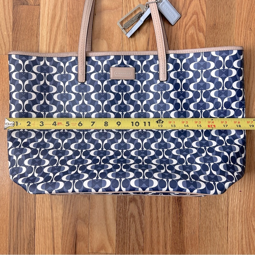 Coach Blue White Beige Signature Tote Bag Park Metro Dream C Logo F25673 - Picture 7 of 14